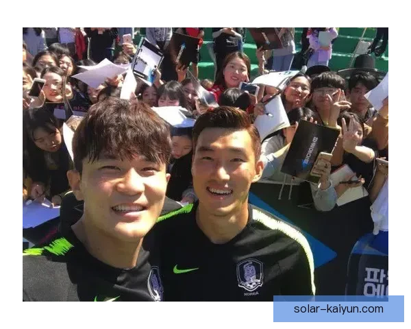 金玟哉与范戴克相似之处引发专家分析逐渐受到关注