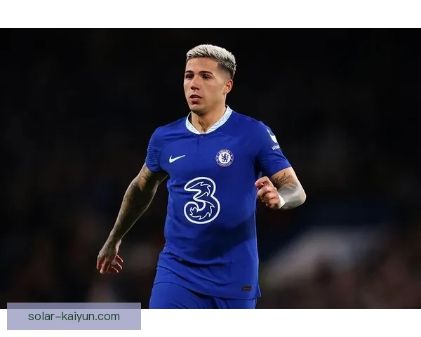 恩佐比赛影响力持续提升，中场核心作用愈发显著